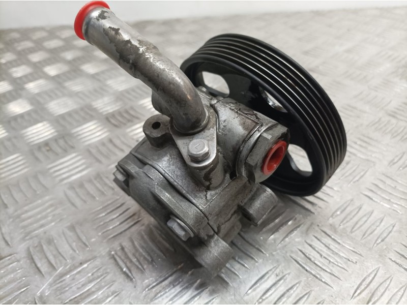 Recambio de bomba direccion para ford fiesta (cbk) ambiente referencia OEM IAM 2S6C3A696DD  