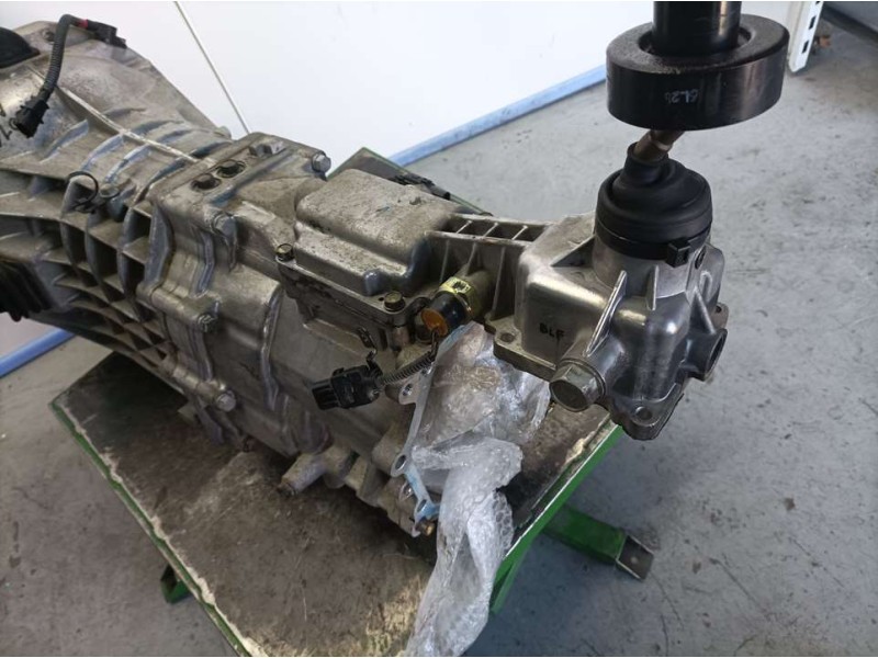 Recambio de caja cambios para kia sorento 2.5 crdi active referencia OEM IAM 4300049700 6389751 5VELOCIDADES