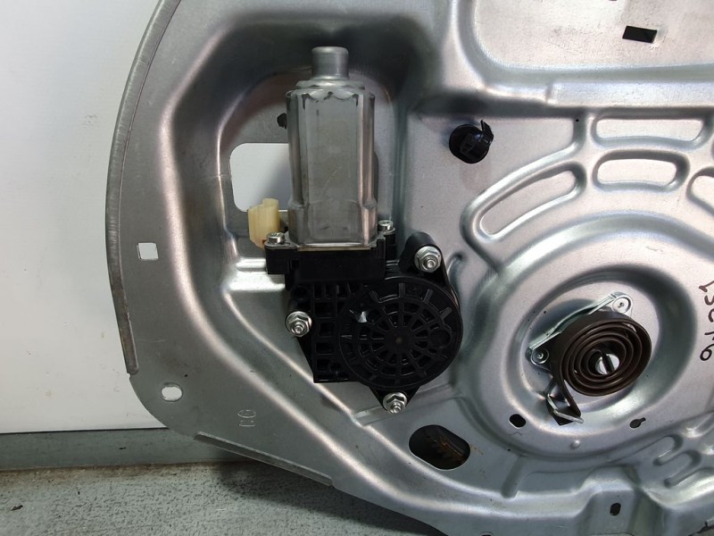 Recambio de elevalunas delantero derecho para hyundai tucson (jm) 2.0 crdi comfort referencia OEM IAM 824802E010  ELECTRICA 2 PI