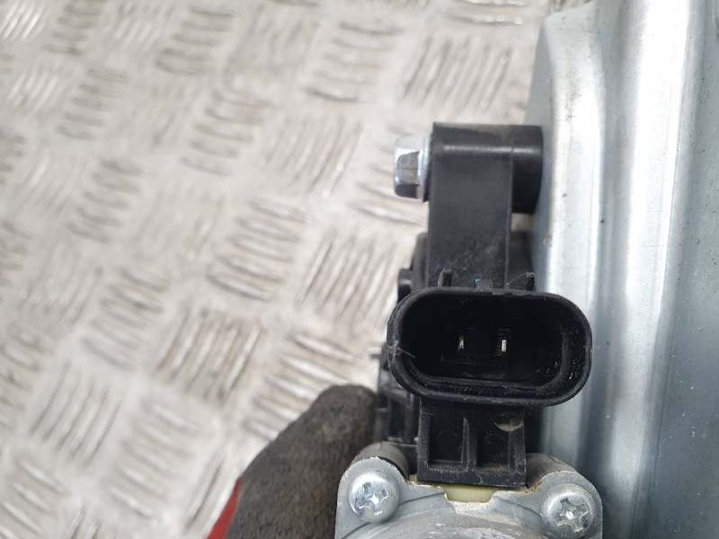 Recambio de elevalunas trasero derecho para hyundai kona pure referencia OEM IAM 83402J900  ELÉCTRICO