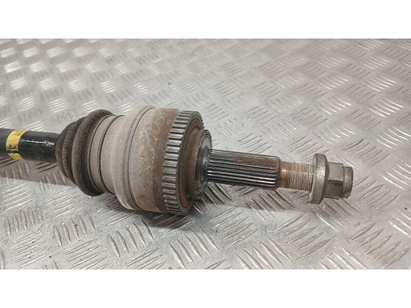 Recambio de transmision trasera derecha para ssangyong rodius referencia OEM IAM 4230021201  7214har