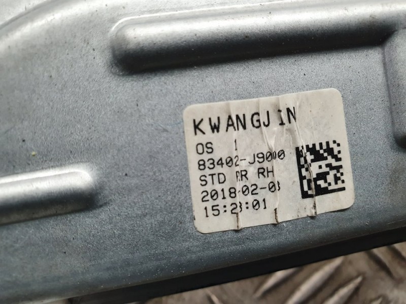 Recambio de elevalunas trasero derecho para hyundai kona pure referencia OEM IAM 83402J900  ELÉCTRICO