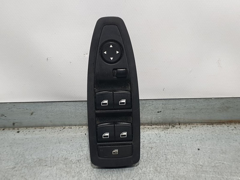 Recambio de mando elevalunas delantero izquierdo para bmw serie 1 lim. (f20) 116i referencia OEM IAM 920810903  