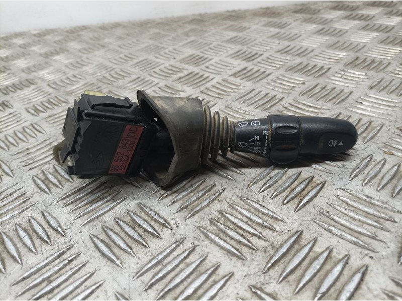 Recambio de mando limpia para daewoo lacetti se referencia OEM IAM 96552843 52133A1000 