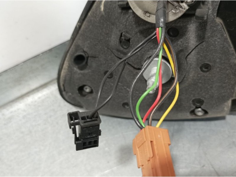 Recambio de retrovisor derecho para citroën c-elysée feel referencia OEM IAM   ELÉCTRICO 5 Y 2 CABLES