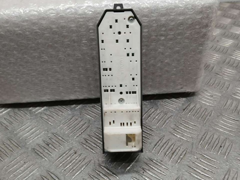 Recambio de mando elevalunas delantero izquierdo para toyota yaris active referencia OEM IAM 848200D200  