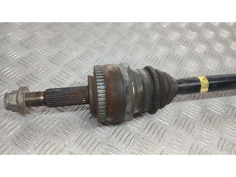 Recambio de transmision trasera izquierda para ssangyong rodius referencia OEM IAM 4230021201  7214har