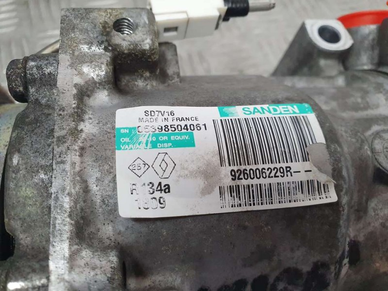 Recambio de compresor aire acondicionado para dacia sandero básico referencia OEM IAM 926006229R SD7V16 SANDEN