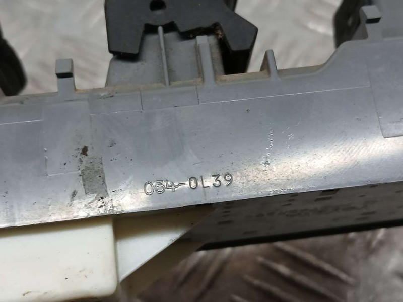 Recambio de mando elevalunas delantero izquierdo para toyota yaris active referencia OEM IAM 848200D200  