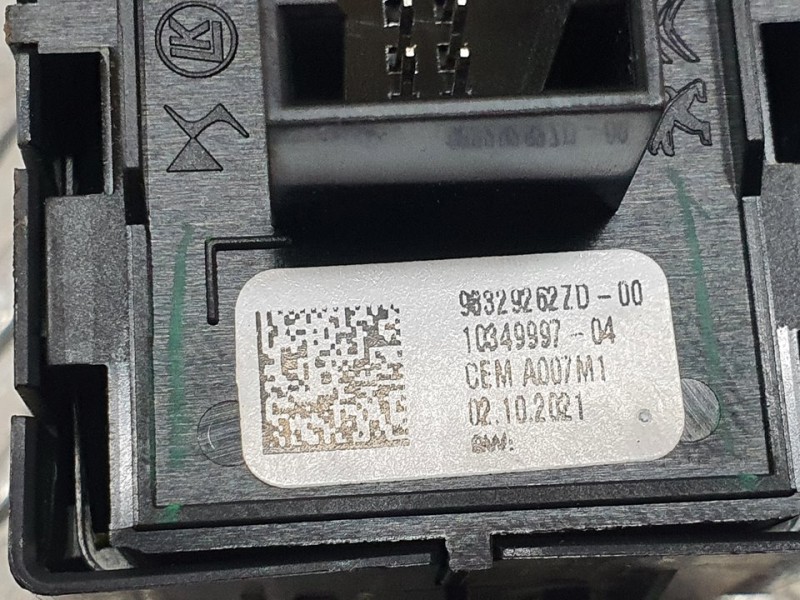 Recambio de mando elevalunas delantero izquierdo para peugeot 208 (p2) active referencia OEM IAM 98329262 1034999704 