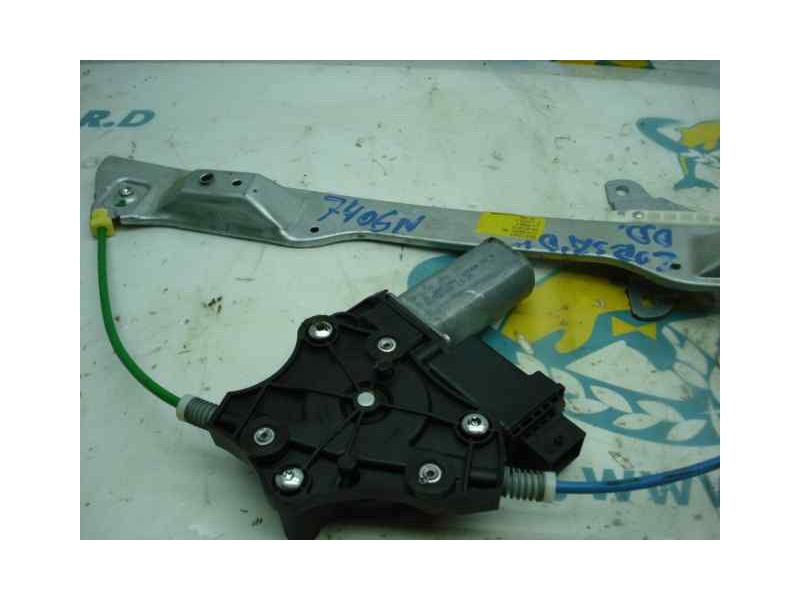 Recambio de elevalunas delantero derecho para opel corsa d cmon referencia OEM IAM 13298154 ELECTRICO LAMAS