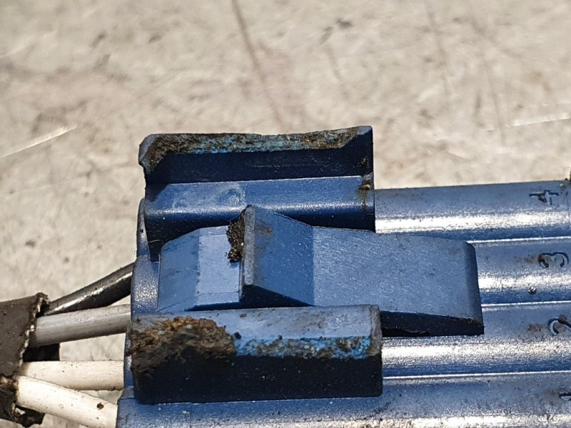 Recambio de sonda lambda para bmw serie 1 lim. (f20) 116i referencia OEM IAM 759994202FL  CLAVIJA TOCADA