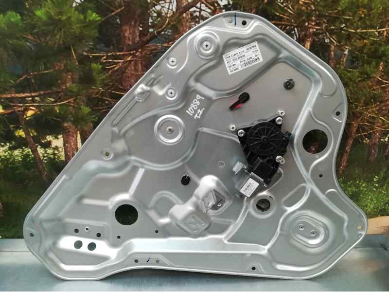 Recambio de elevalunas trasero izquierdo para hyundai i30cw classic referencia OEM IAM 834602R000 2 PINS ELECTRICO , BOSCH