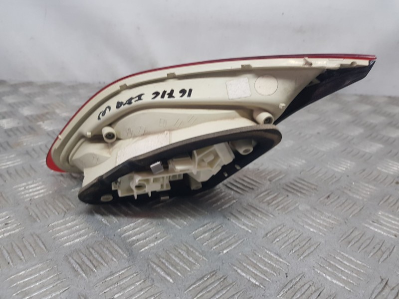 Recambio de piloto trasero izquierdo interior para opel astra j (p10) 1.7 cdti (68) referencia OEM IAM 13306455  