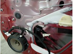 ELEVALUNAS TRASERO DERECHO 827201979R ELECTRICO