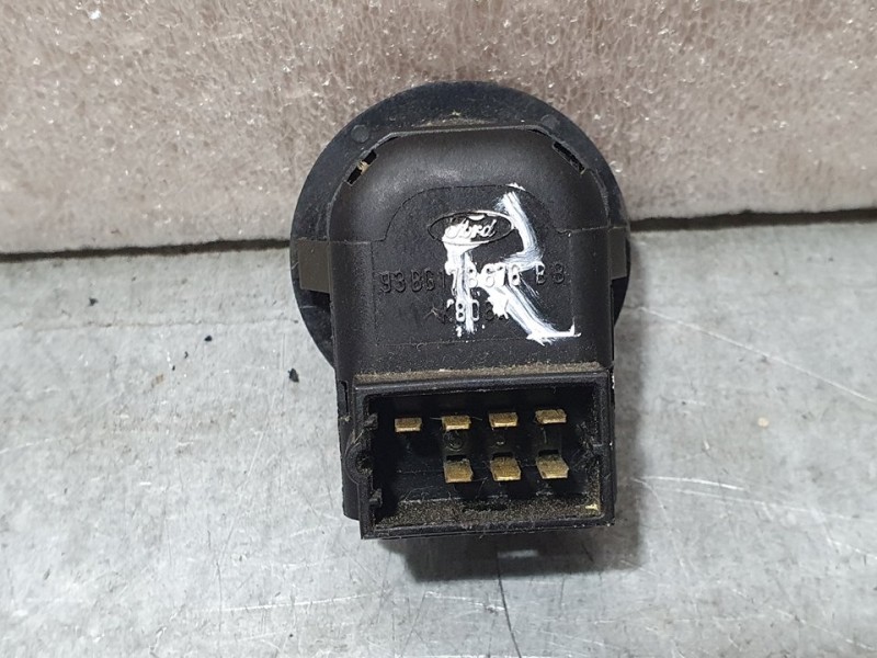 Recambio de mando retrovisor para ford fiesta (cbk) ambiente referencia OEM IAM 93BG17B676BB  