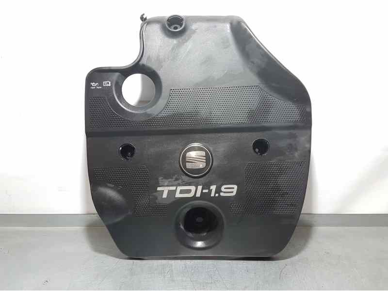 Recambio de tapa motor para seat leon (1m1) signo referencia OEM IAM 038103935AB  
