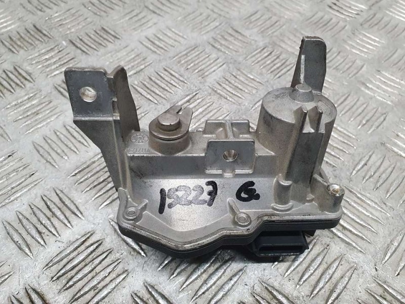 Recambio de valvula escape para renault kadjar business referencia OEM IAM 147B08010R B266CZ16 