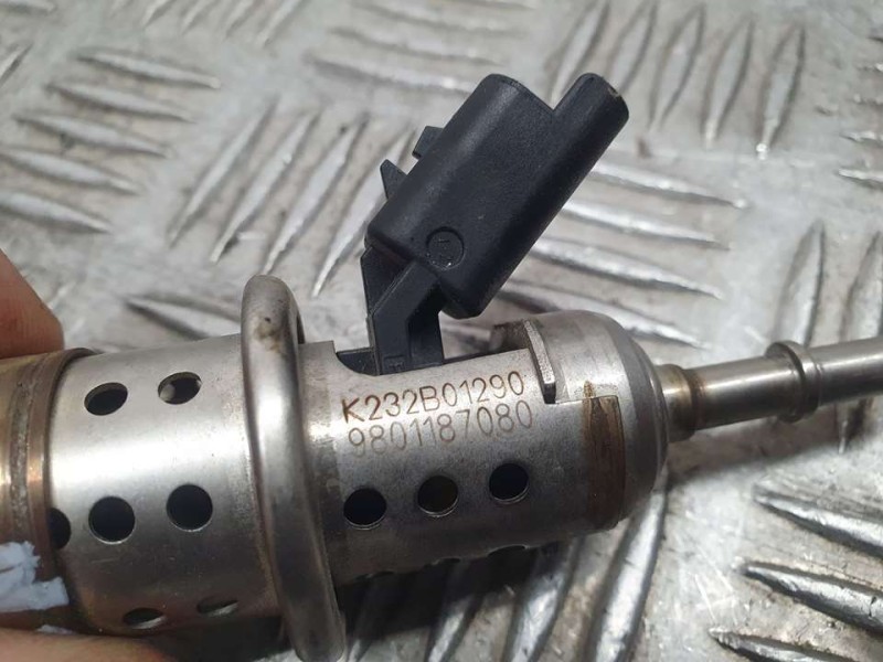 Recambio de inyector adblue para peugeot 508 sw allure referencia OEM IAM 9801187080 K232B01290 