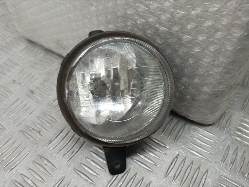 Recambio de faro antiniebla derecho para kia sorento 2.5 crdi active referencia OEM IAM 922023E500  