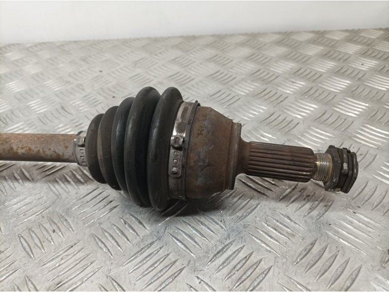 Recambio de transmision delantera derecha para ford fiesta (cbk) ambiente referencia OEM IAM 1756196  