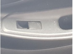 MANDO ELEVALUNAS TRASERO DERECHO 8481002260 