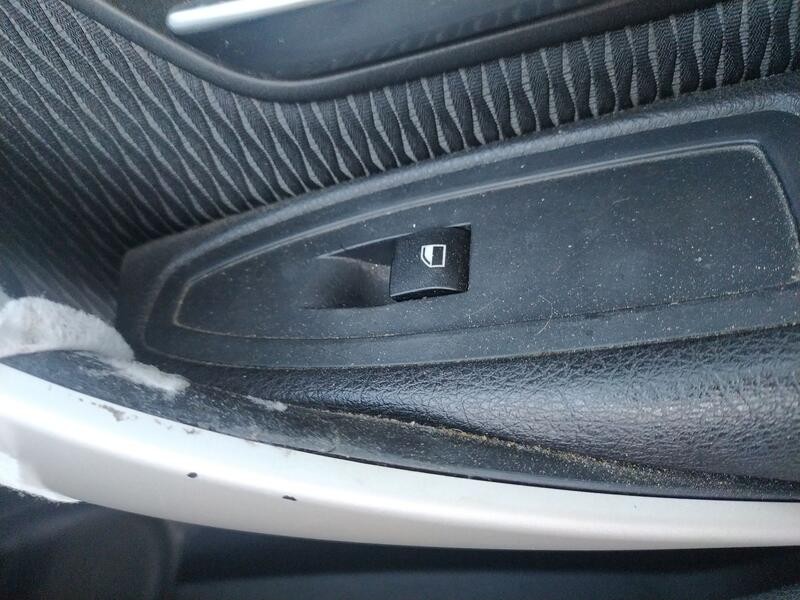 Recambio de mando elevalunas delantero derecho para bmw 3 gran turismo (f34) 318 d referencia OEM IAM 61319208107  