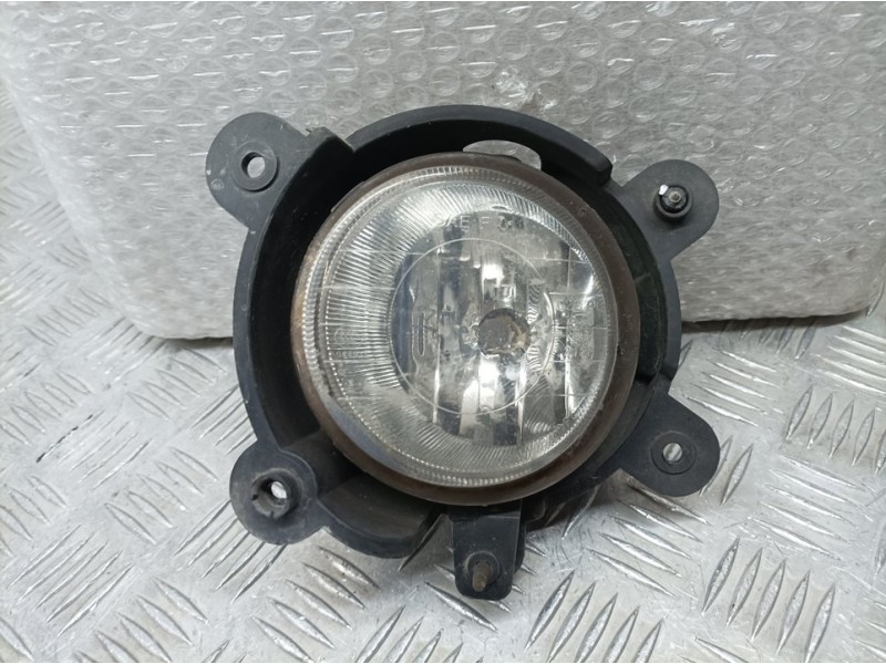 Recambio de faro antiniebla izquierdo para kia sorento 2.5 crdi active referencia OEM IAM 922013E500  
