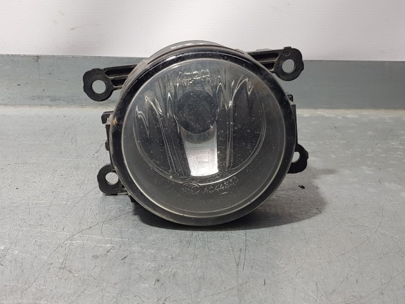 Recambio de faro antiniebla izquierdo para ford focus lim. (cb8) trend referencia OEM IAM 2N1115201AB 89204894 VALEO
