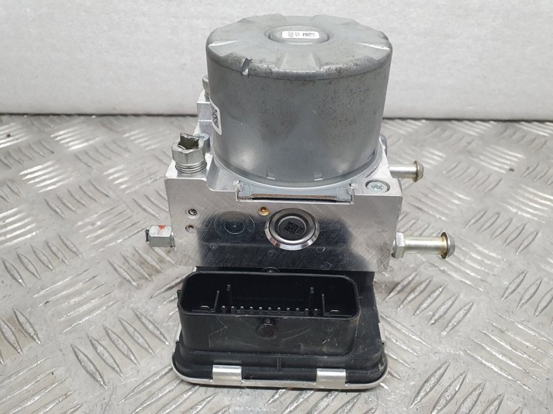 Recambio de abs para suzuki swift (az) sport hibrid referencia OEM IAM 5611080SB 06210266244 ATE