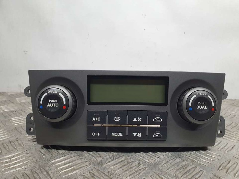 Recambio de mando climatizador para kia sorento 2.5 crdi active referencia OEM IAM 972503E261 DOOWON 
