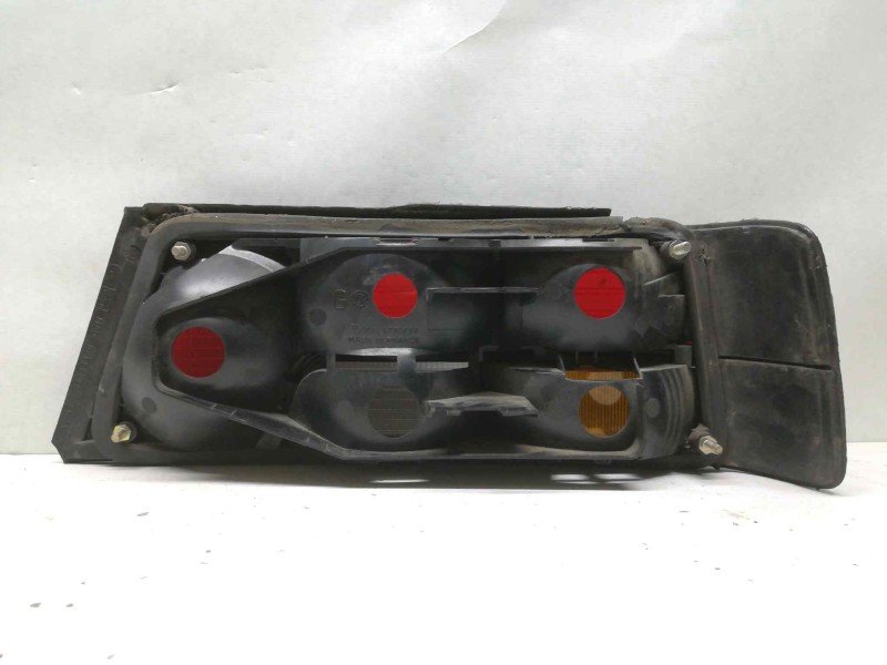 Recambio de piloto trasero izquierdo para peugeot 405 berlina referencia OEM IAM   TOCADO