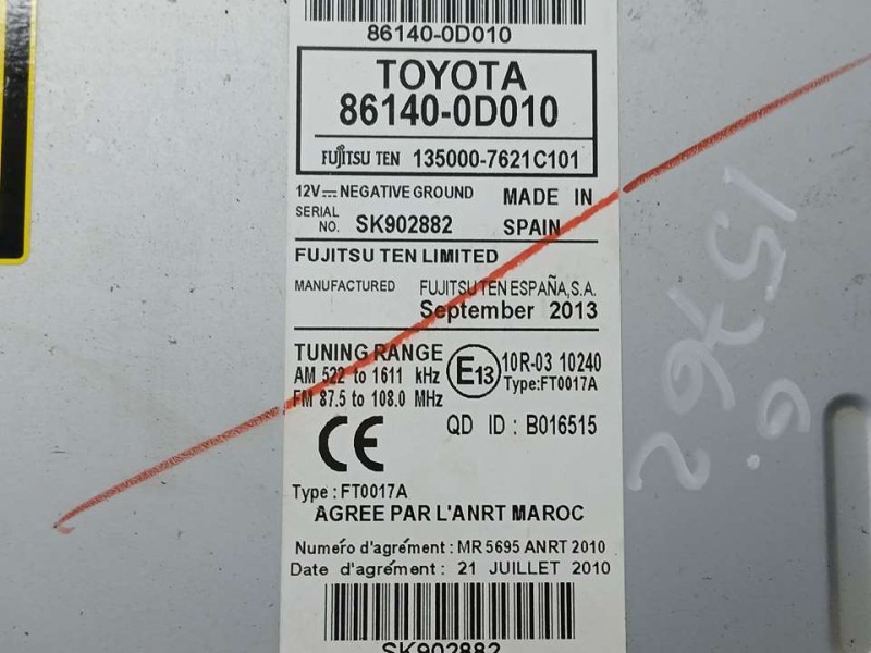 Recambio de sistema navegacion gps para toyota yaris active referencia OEM IAM 861400D010 1350007621C101 FUJITSU