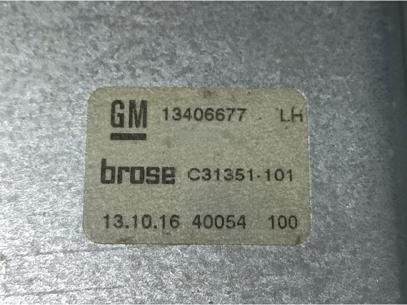 Recambio de elevalunas trasero izquierdo para opel astra k lim. 5türig dynamic referencia OEM IAM 13406677 C31351101 BROSE ELECT