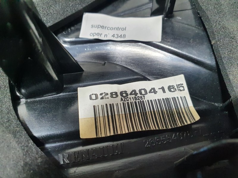 Recambio de piloto trasero izquierdo para renault captur life referencia OEM IAM 286404165  INTERIOR