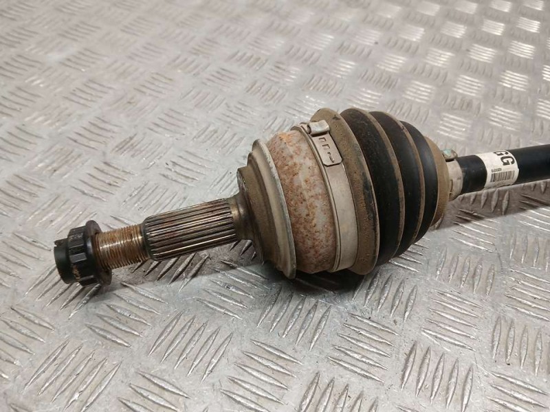 Recambio de transmision delantera izquierda para toyota yaris active referencia OEM IAM 434200D331B  