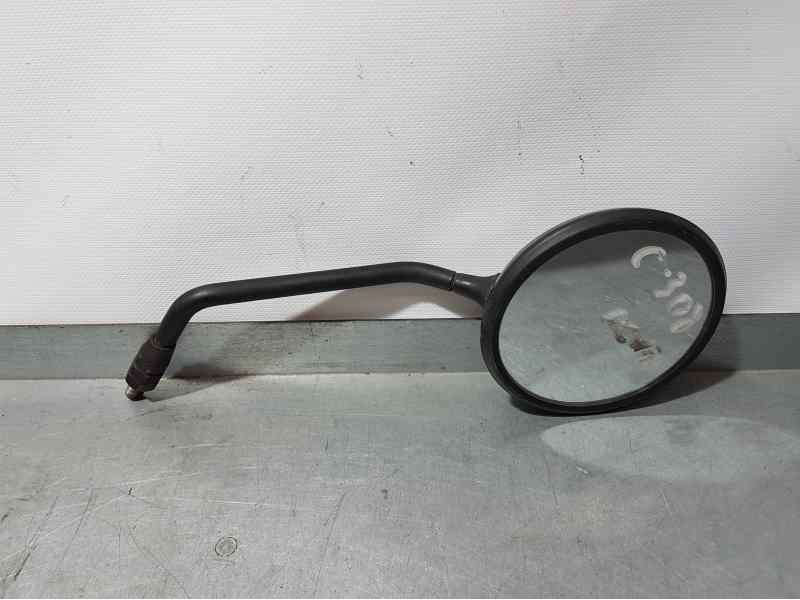Recambio de retrovisor derecho para aprilia scarabeo scarabeo 250 referencia OEM IAM   ROZADO