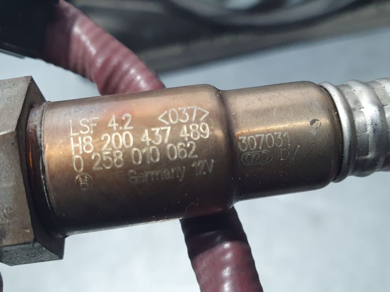 Recambio de sonda lambda para renault captur dynamique referencia OEM IAM H8200437489 0258010062 BOSCH