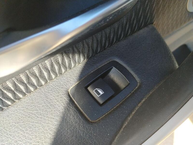 Recambio de mando elevalunas trasero izquierdo para bmw 3 gran turismo (f34) 318 d referencia OEM IAM 61319208106  