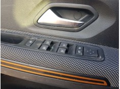 MANDO ELEVALUNAS DELANTERO IZQUIERDO 254112588R C/ MANDO RETROVISOR