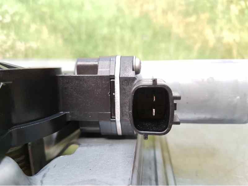 Recambio de elevalunas trasero derecho para renault captur zen referencia OEM IAM  2 PINS ELECTRICO