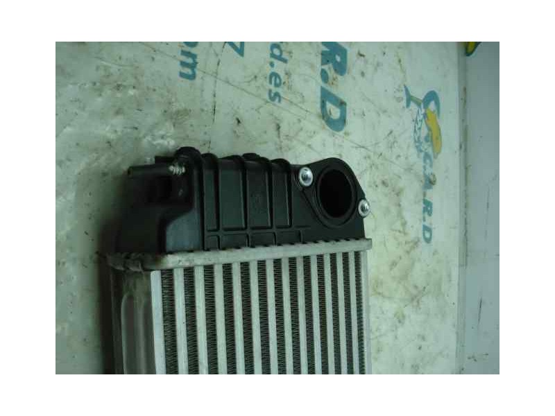 Recambio de intercooler para toyota yaris live referencia OEM IAM 2721010800  