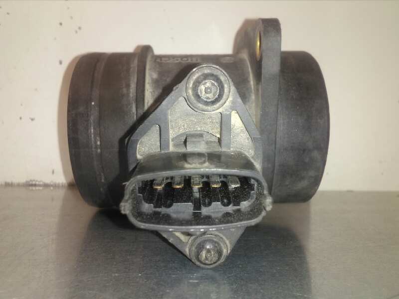 Recambio de caudalimetro para fiat marea weekend (185) 1.9 jtd cat referencia OEM IAM 281002308  BOSCH