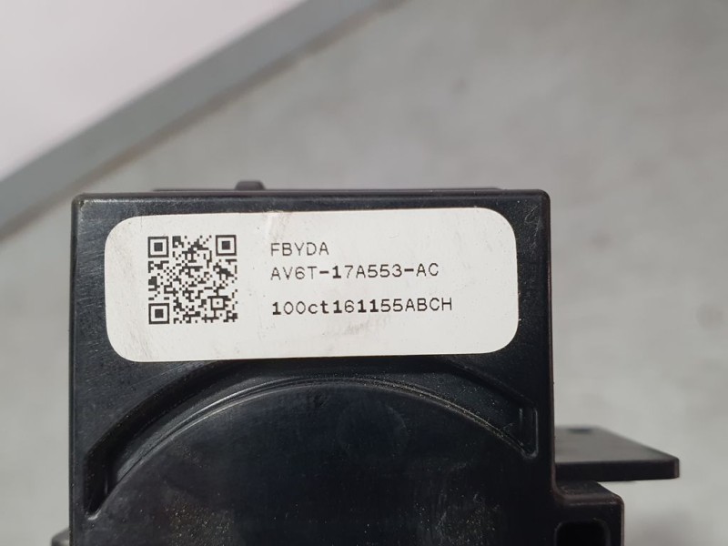 Recambio de mando limpia para ford focus lim. (cb8) trend referencia OEM IAM AV6T17A553AC  