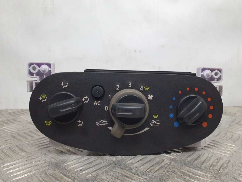 Recambio de mando calefaccion / aire acondicionado para dacia sandero básico referencia OEM IAM T1001639U N106278B 