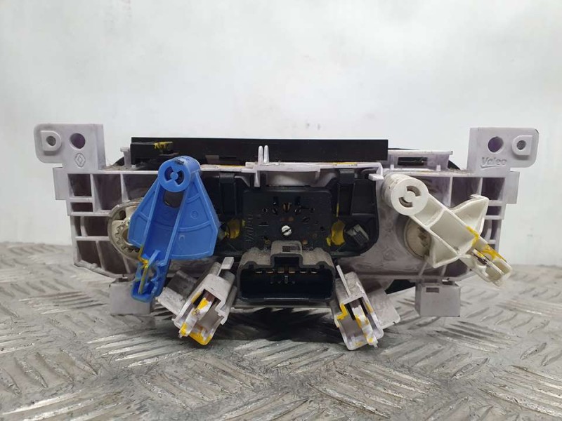 Recambio de mando calefaccion / aire acondicionado para dacia sandero básico referencia OEM IAM T1001639U N106278B 