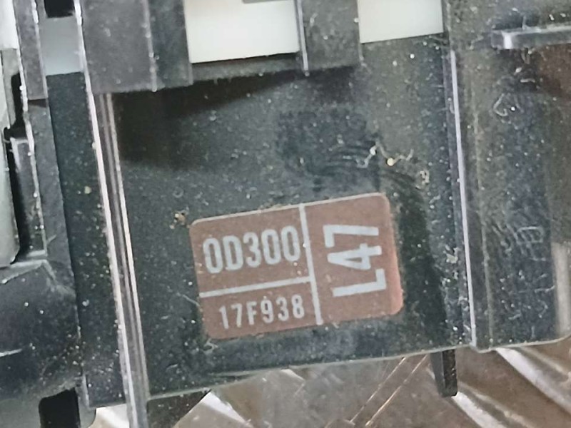 Recambio de mando luces para toyota yaris active referencia OEM IAM 0D30017F938  