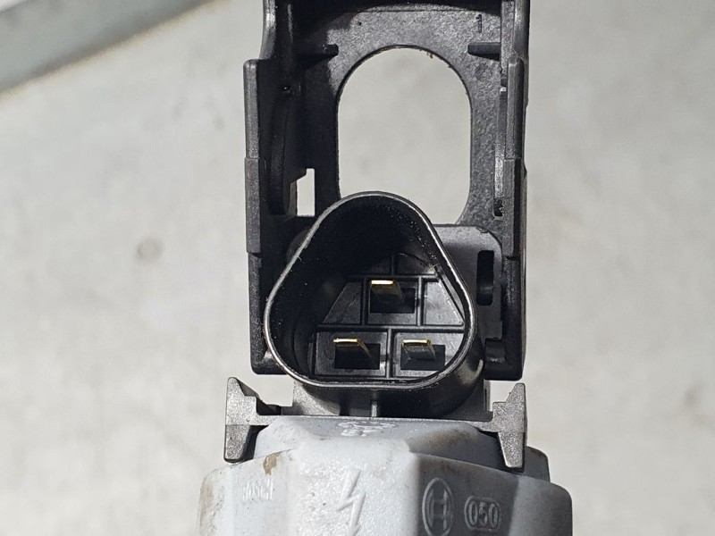 Recambio de bobina encendido para bmw serie 1 lim. (f20) 116i referencia OEM IAM 221504800  BOSCH