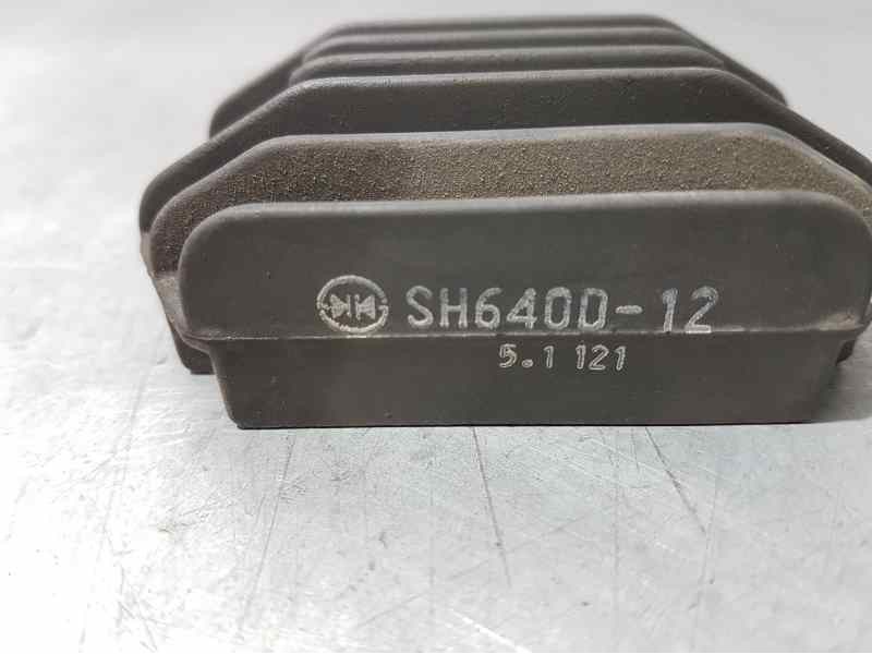 Recambio de modulo electronico para aprilia scarabeo scarabeo 250 referencia OEM IAM SH640D12  