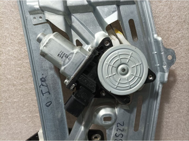 Recambio de elevalunas delantero izquierdo para honda civic berlina 5 (fk) 1.4 comfort referencia OEM IAM 72250SMGE01  ELECTRICO